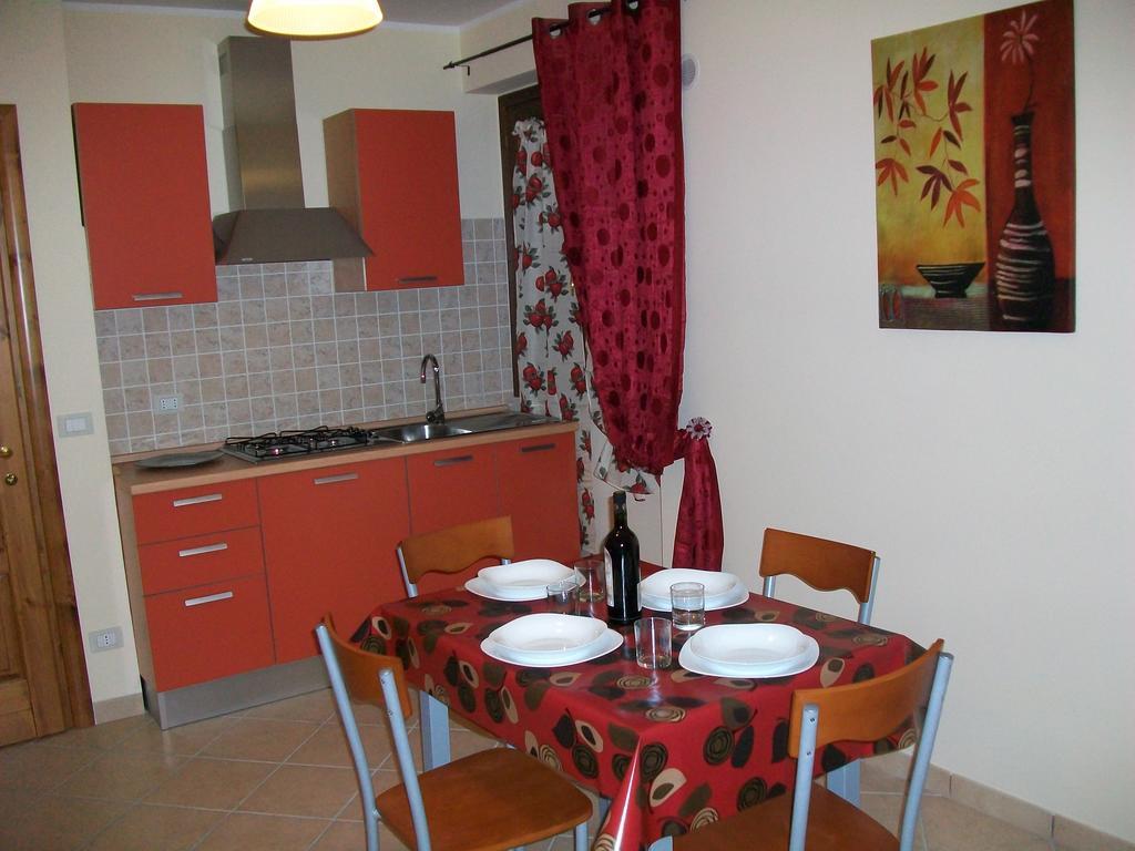 Casa Vacanze Il Castello Pescina Esterno foto
